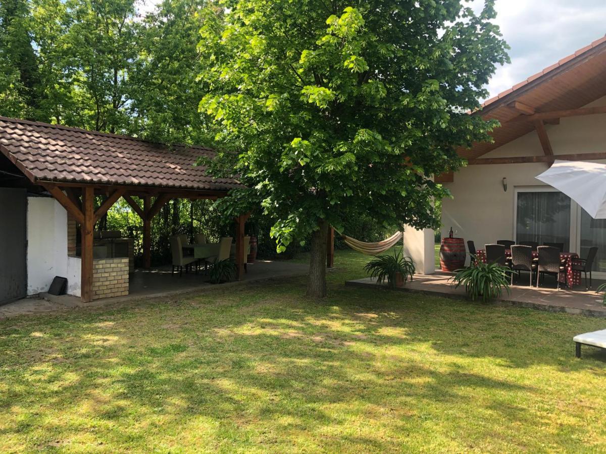 Five Season'S Lakehouse Balatonlelle Exterior foto